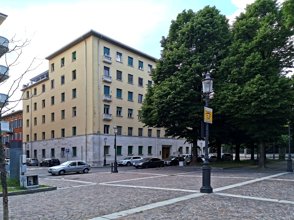 Piazza Matteotti, 9 Parma